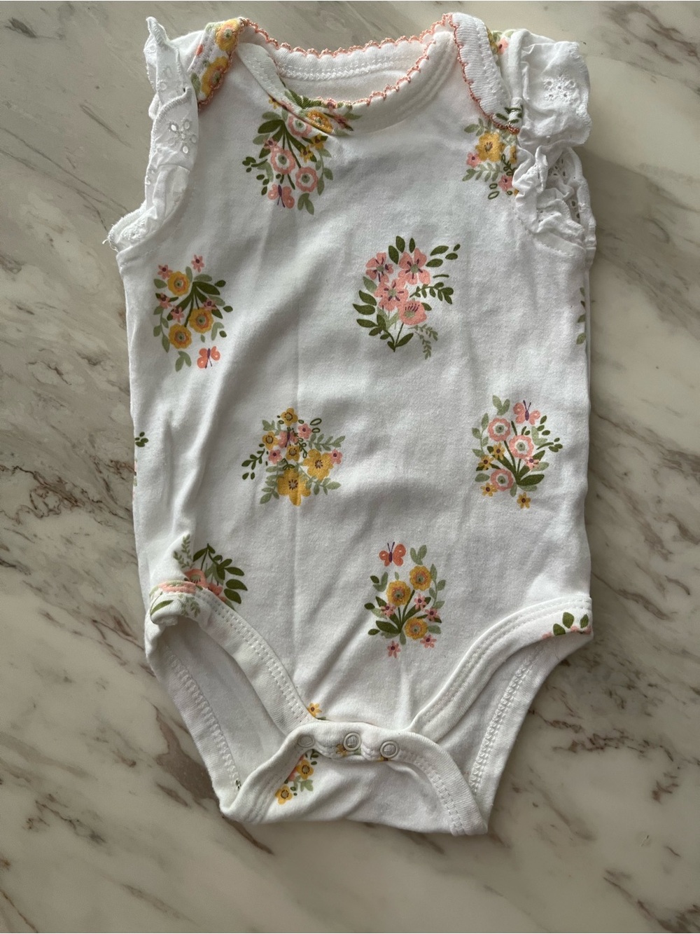 Catherine Malandrino White Floral Baby One-Piece Bodysuit